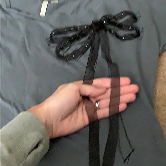 Lauren Conrad 3/4 Sleeve Top - Picture 5 of 5